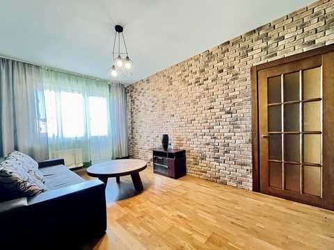 квартира по адресу Вишнева ул., 17