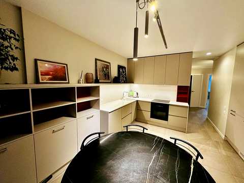 квартира за адресою Феодосійський пров., 12