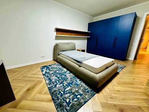 квартира за адресою Феодосійський пров., 12