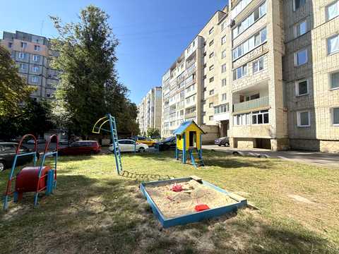 квартира по адресу Кулика і Гудачека ул. (Макарова), 30