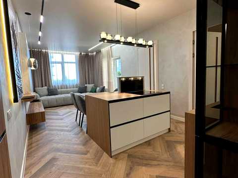 квартира по адресу Краснова ул., 1-В