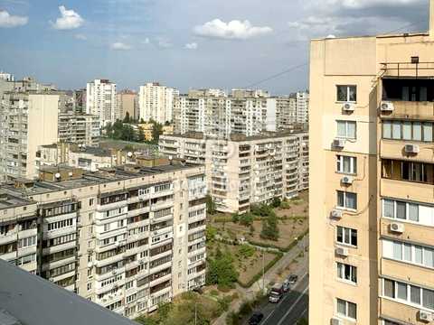 квартира за адресою Вишняківська вул., 19/19