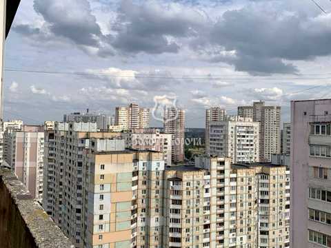 квартира за адресою Вишняківська вул., 19/19