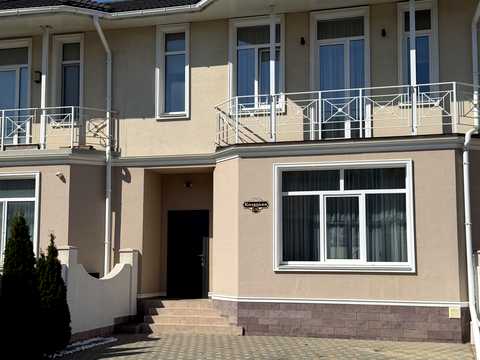будинок за адресою с. Лиманка, Центральна вул., 72