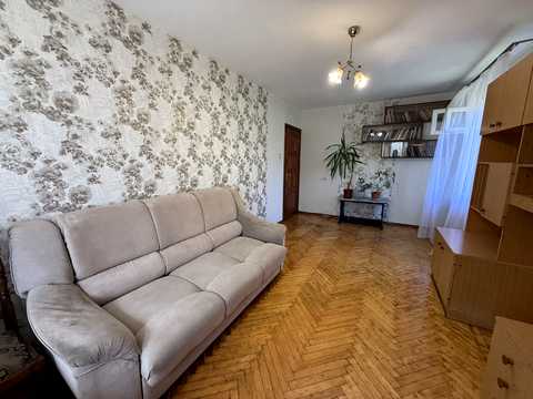 квартира по адресу Героев Крут ул. (Валентини Терешкової), 38