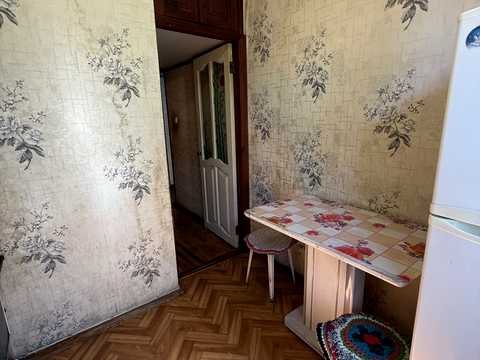 квартира по адресу Героев Крут ул. (Валентини Терешкової), 38