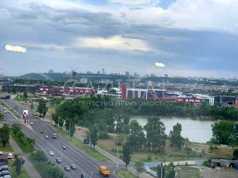 квартира за адресою Володимира Івасюка просп. (Героїв Сталінграду), 4-А