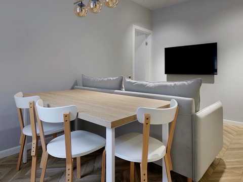 квартира за адресою Салютна вул., 2к6