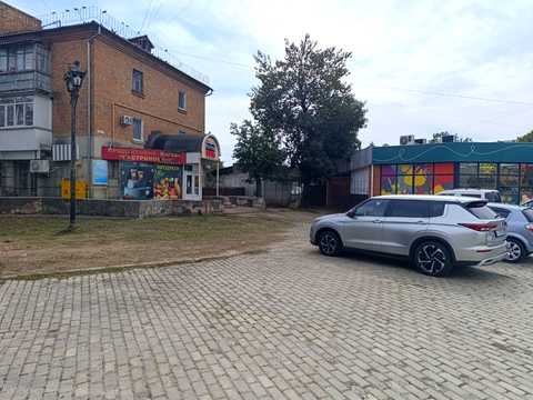 коммерческая по адресу Соборна, 11