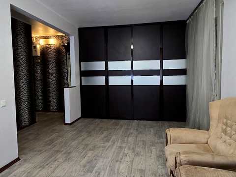 квартира по адресу Андрея Ощепкова ул., 3