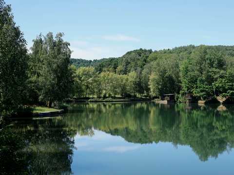 комерційна за адресою с. Теребля, Волошина, 96