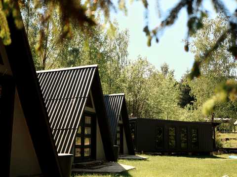 комерційна за адресою с. Теребля, Волошина, 96