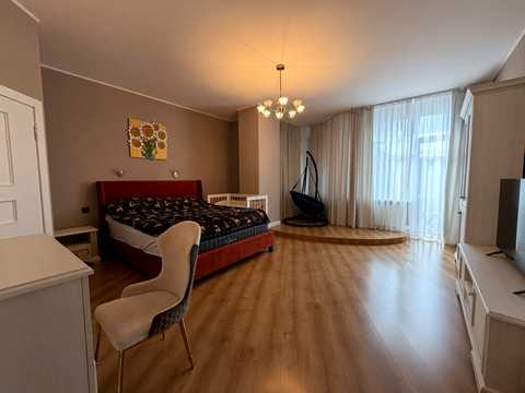 квартира по адресу Кловский спуск, 5