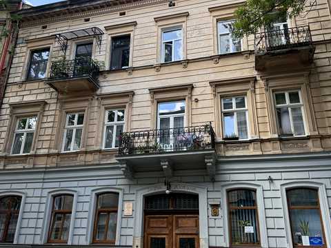 квартира за адресою Івана Огієнка вул. (), 9