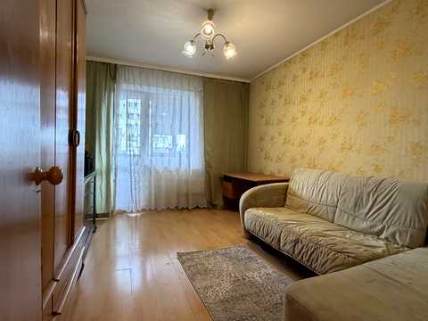 квартира за адресою Лариси Руденко вул., 15/14
