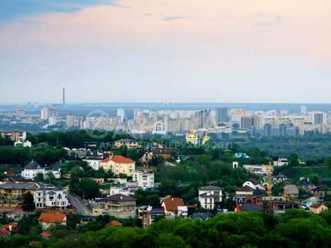 коммерческая по адресу Острожская ул. (Сергія Кірова), 68