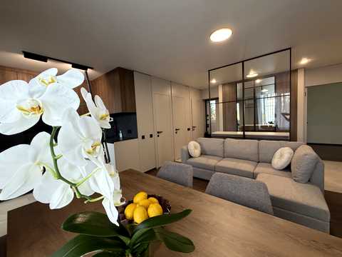 квартира за адресою Почайнинська вул., 62