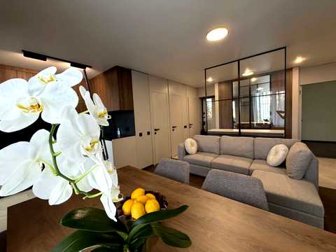 квартира за адресою Почайнинська вул., 62
