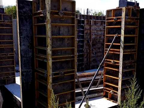 комерційна за адресою Слобідська вул., 4