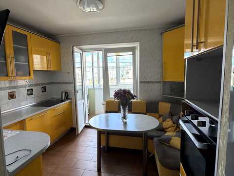 квартира за адресою Оноре де Бальзака вул., 86