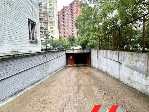 паркоместо по адресу Анны Ахматовой ул., 15-А