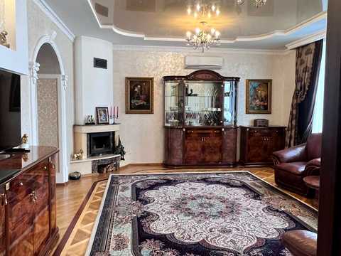 квартира за адресою Степана Смаль-Стоцького вул. (Білінського), 6