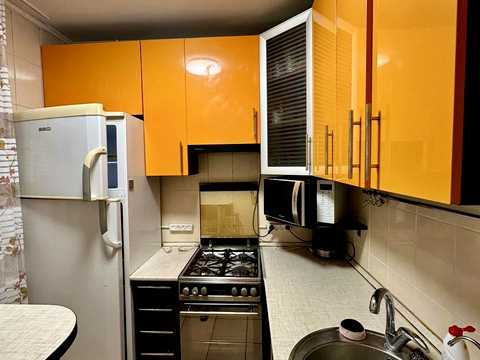 квартира по адресу Зои Гайдай ул., 7-Б