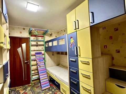 квартира по адресу Зои Гайдай ул., 7-Б