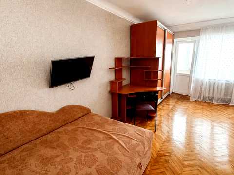квартира за адресою Нивська вул., 3/5