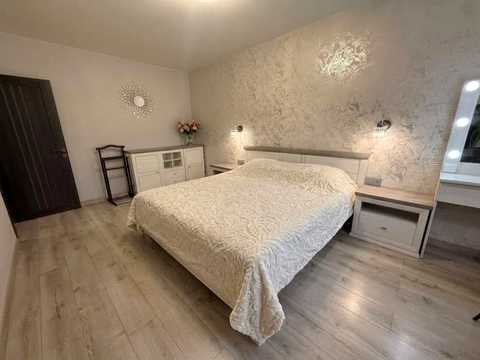 квартира по адресу Кургузова ул., 2