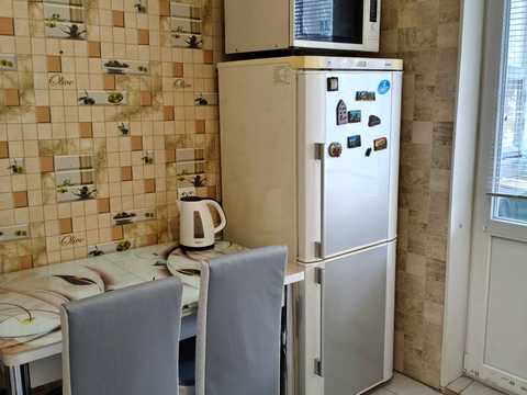 квартира за адресою Патріарха Мстислава Скрипника вул. (Миколи Островського), 9