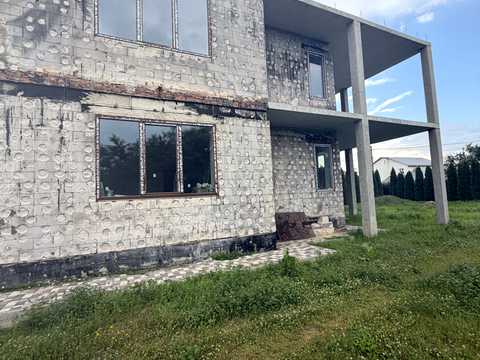 будинок за адресою Центральна вул.