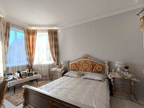 будинок за адресою Дмитріївська вул. (Дмитрія Донського), 90