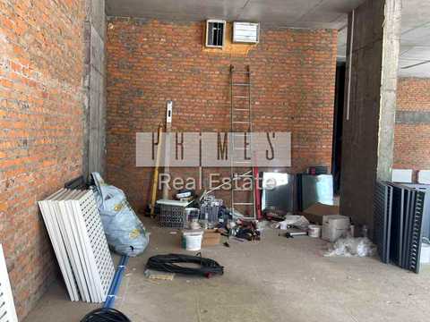 комерційна за адресою Андрія Верхогляда вул. (Михайла Драгомирова), (7 черга (будинок 3))