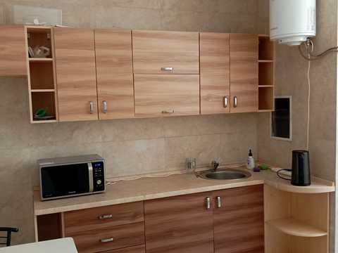 комерційна за адресою Миколи Василенка вул., 7
