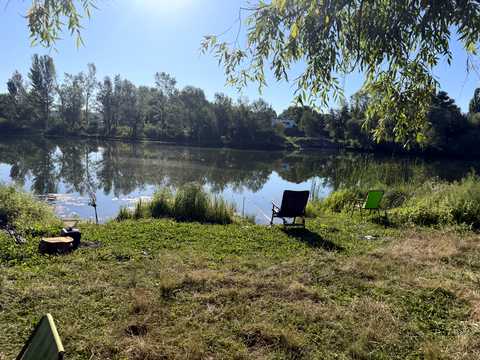 ділянка за адресою Шкільна пров. (Шкільна)
