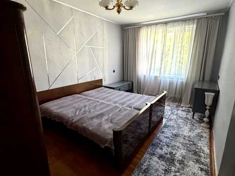 квартира по адресу Миколи Міхновського ул., 10/2