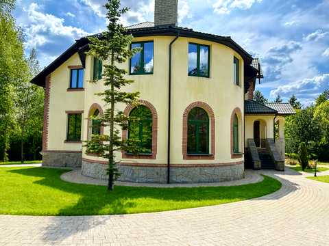 будинок за адресою Ватутіна, 26