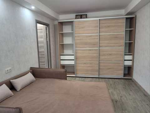 квартира за адресою Мілютенка вул., 11-Б