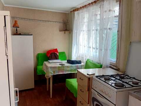 квартира за адресою Асташкіна вул. (Крива), 8