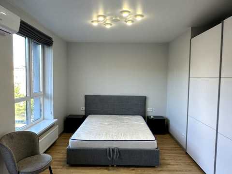 квартира за адресою Олени Теліги вул., 25