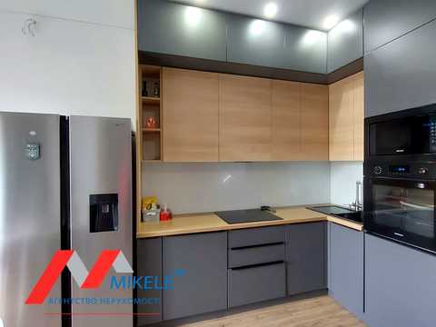 квартира за адресою Зоряна вул., 13