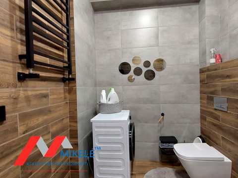 квартира за адресою Зоряна вул., 13