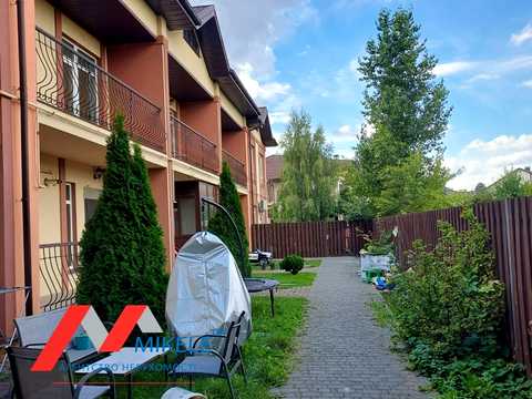 квартира за адресою Зоряна вул., 13