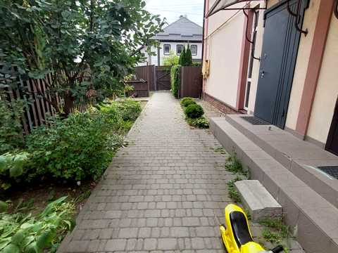 квартира за адресою Зоряна вул., 13