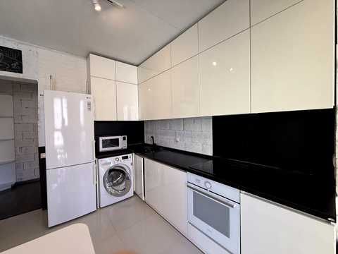 квартира за адресою Регенераторна вул., 4 к6