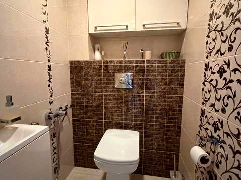 квартира за адресою Коновальця вул., 5