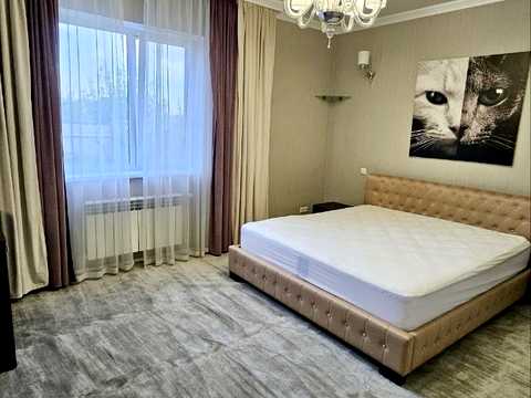 будинок за адресою с. Осещина, Трояндова