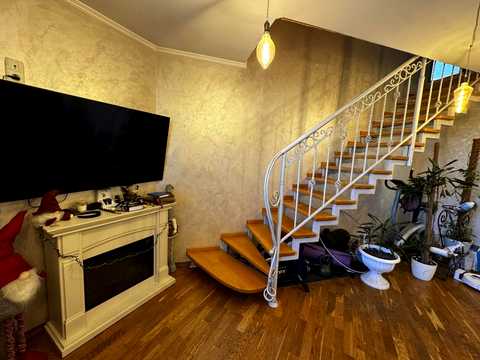 квартира за адресою Миколаївська вул., 16