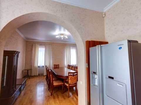дом по адресу Монтажників ул., 27